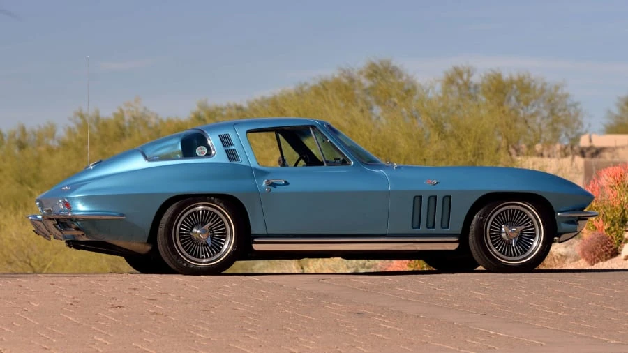 1965 Chevrolet Corvette C2 - Image 24 of 31