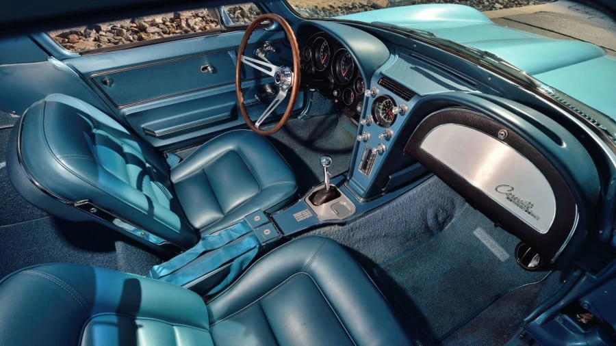 1965 Chevrolet Corvette C2 - Image 30 of 31