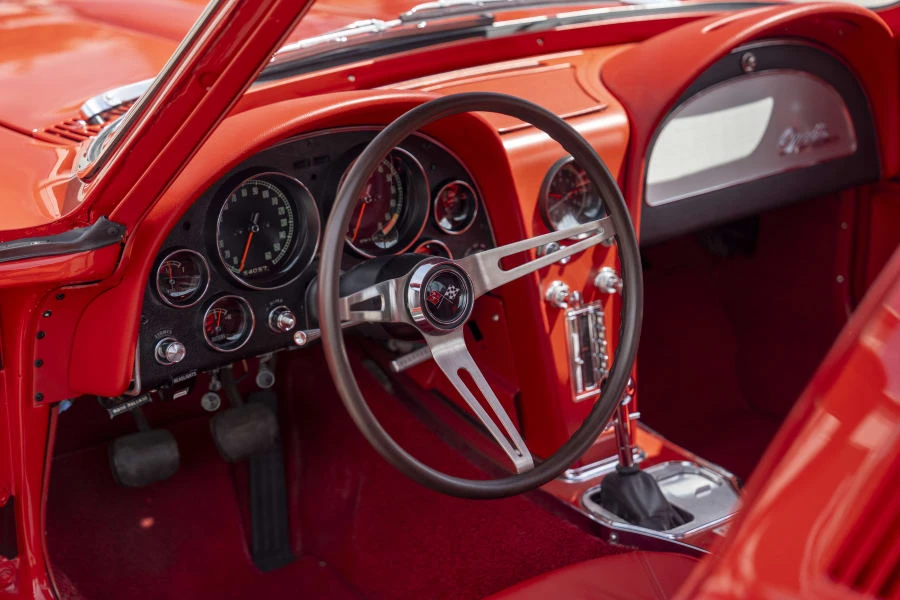 1965 Chevrolet Corvette C2 - Image 23 of 31