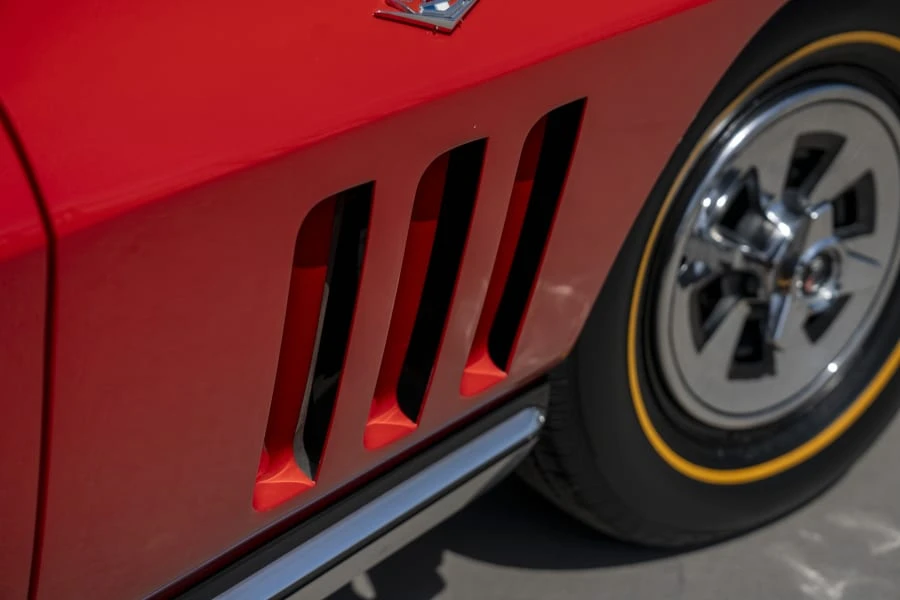 1965 Chevrolet Corvette C2 - Image 19 of 31