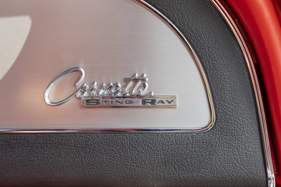 1965 Chevrolet Corvette C2 - Image 25 of 31