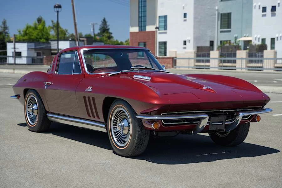 1965 Chevrolet Corvette C2 - Image 6 of 31