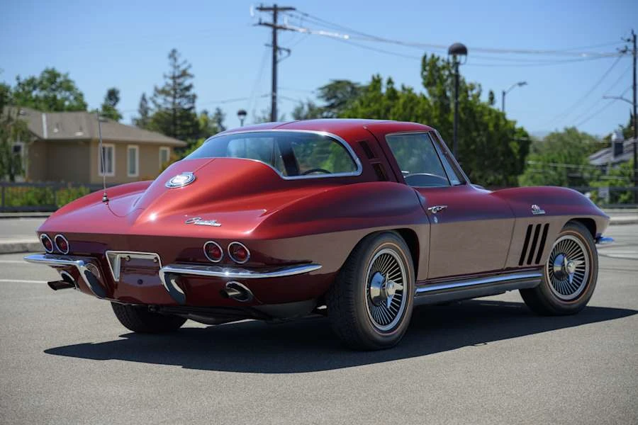 1965 Chevrolet Corvette C2 - Image 10 of 31