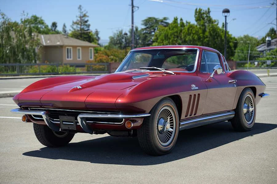 1965 Chevrolet Corvette C2 - Image 9 of 31
