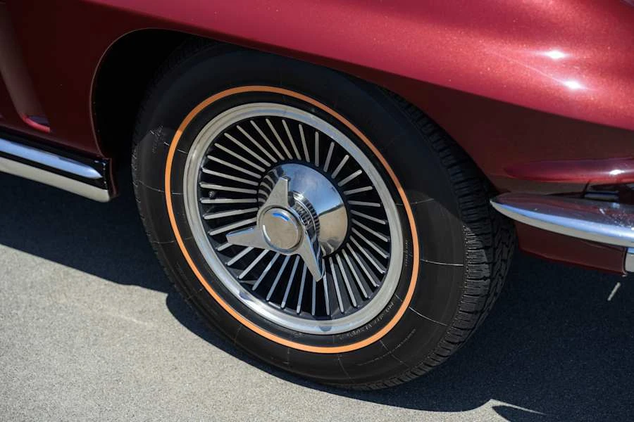 1965 Chevrolet Corvette C2 - Image 18 of 31