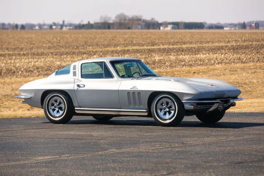 1965 Chevrolet Corvette C2 - Image 6 of 31