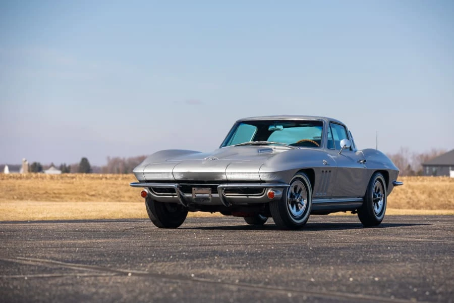 1965 Chevrolet Corvette C2 - Image 10 of 31