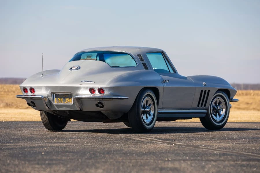 1965 Chevrolet Corvette C2 - Image 3 of 31