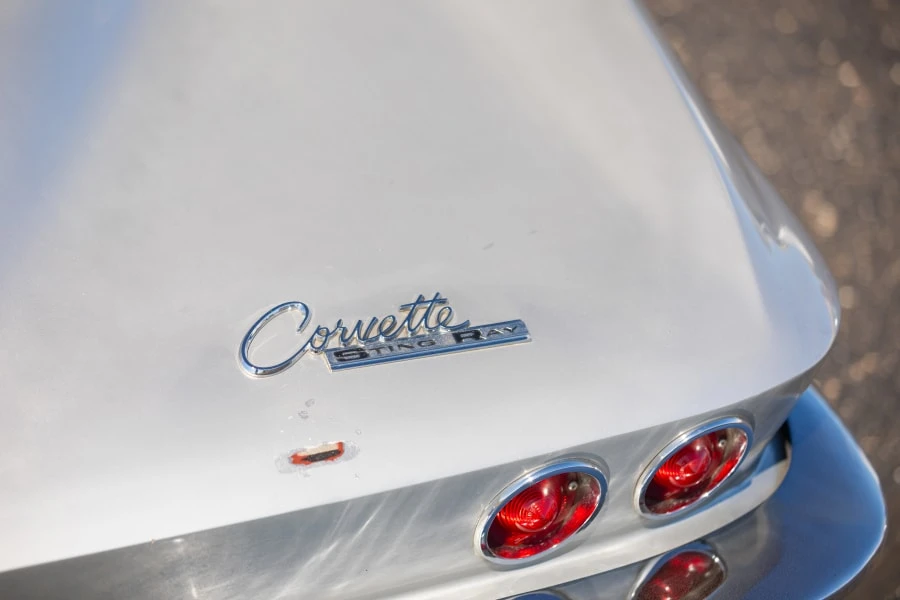 1965 Chevrolet Corvette C2 - Image 25 of 31