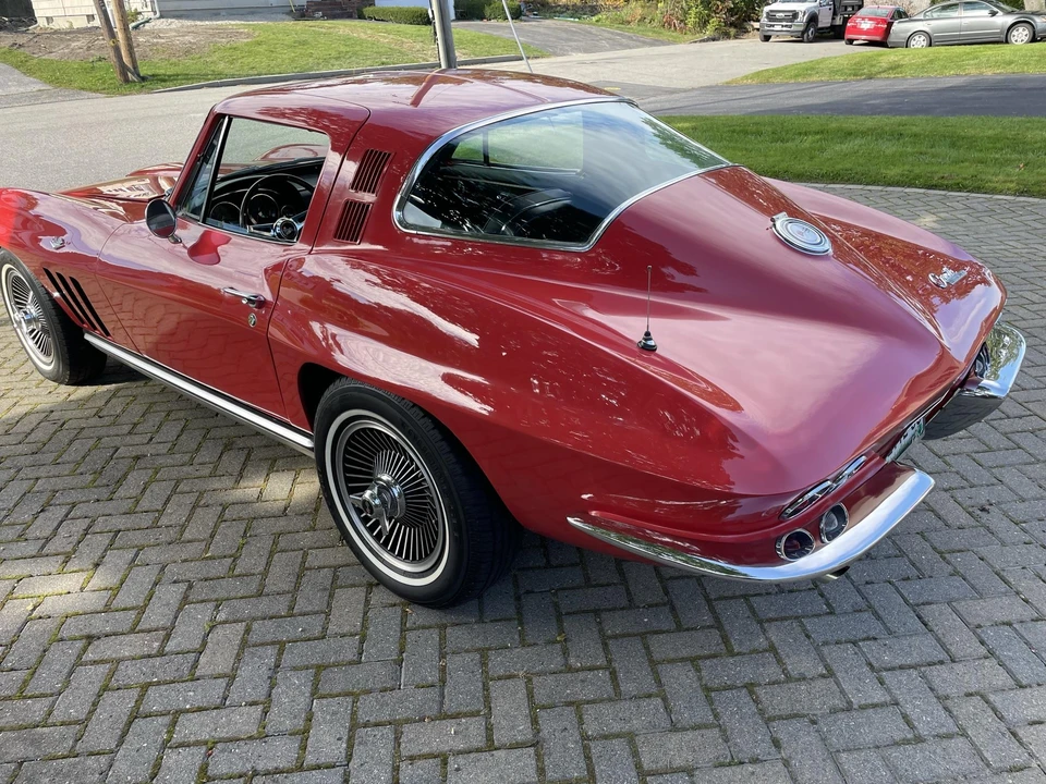 1965 Chevrolet Corvette C2 - Image 12 of 31