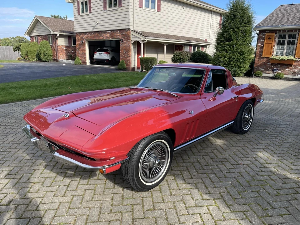 1965 Chevrolet Corvette C2 - Image 16 of 31