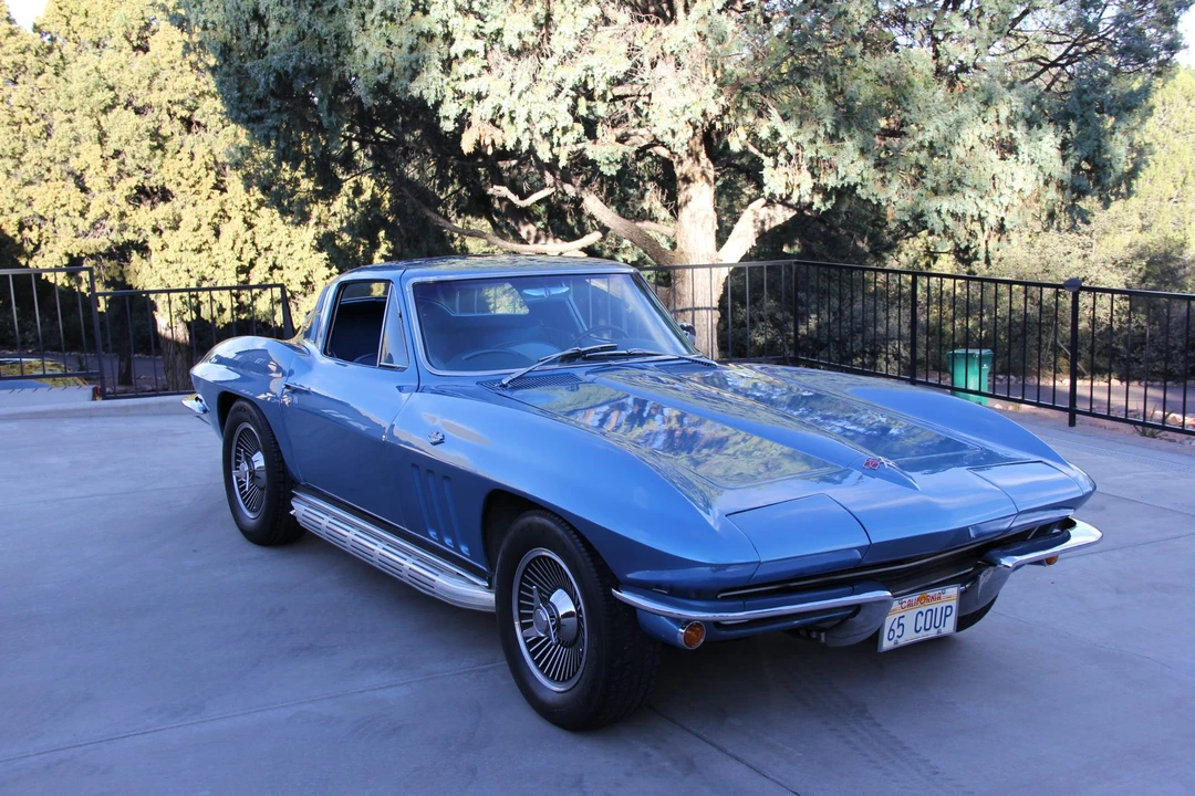 1965 Chevrolet Corvette C2 - Image 19 of 31