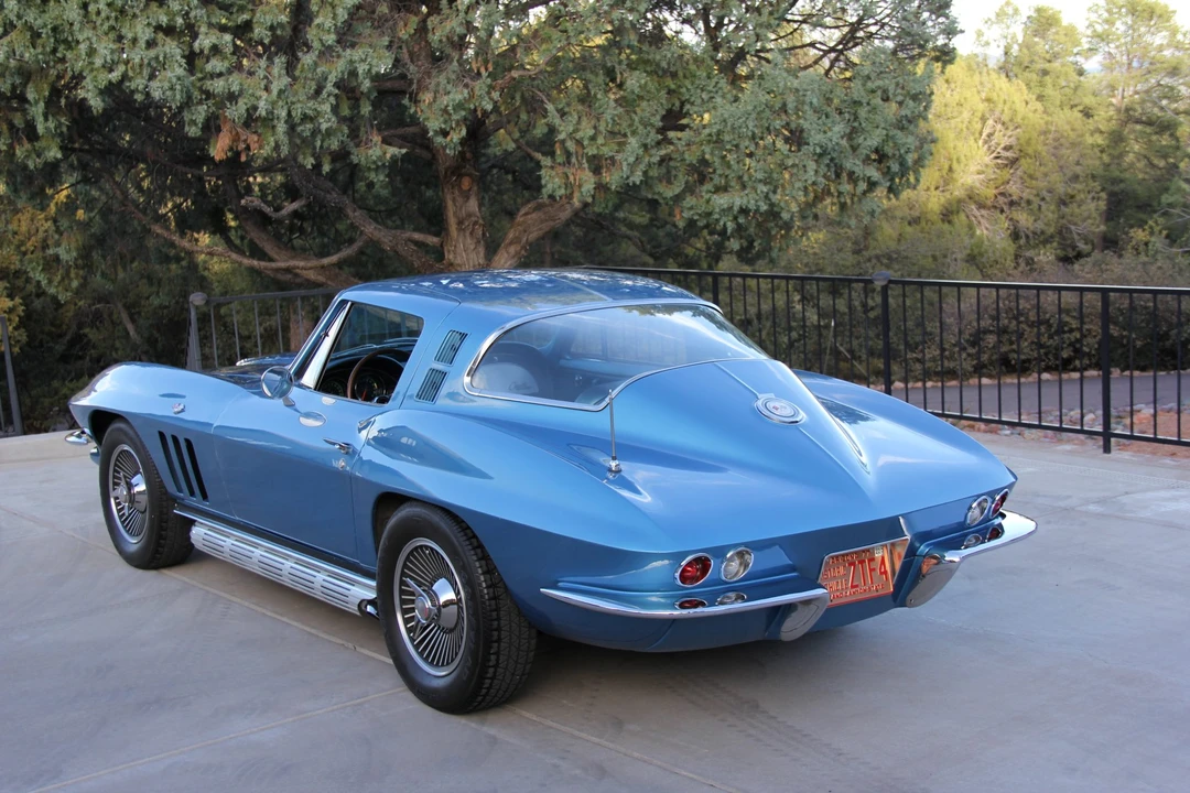 1965 Chevrolet Corvette C2 - Image 9 of 31