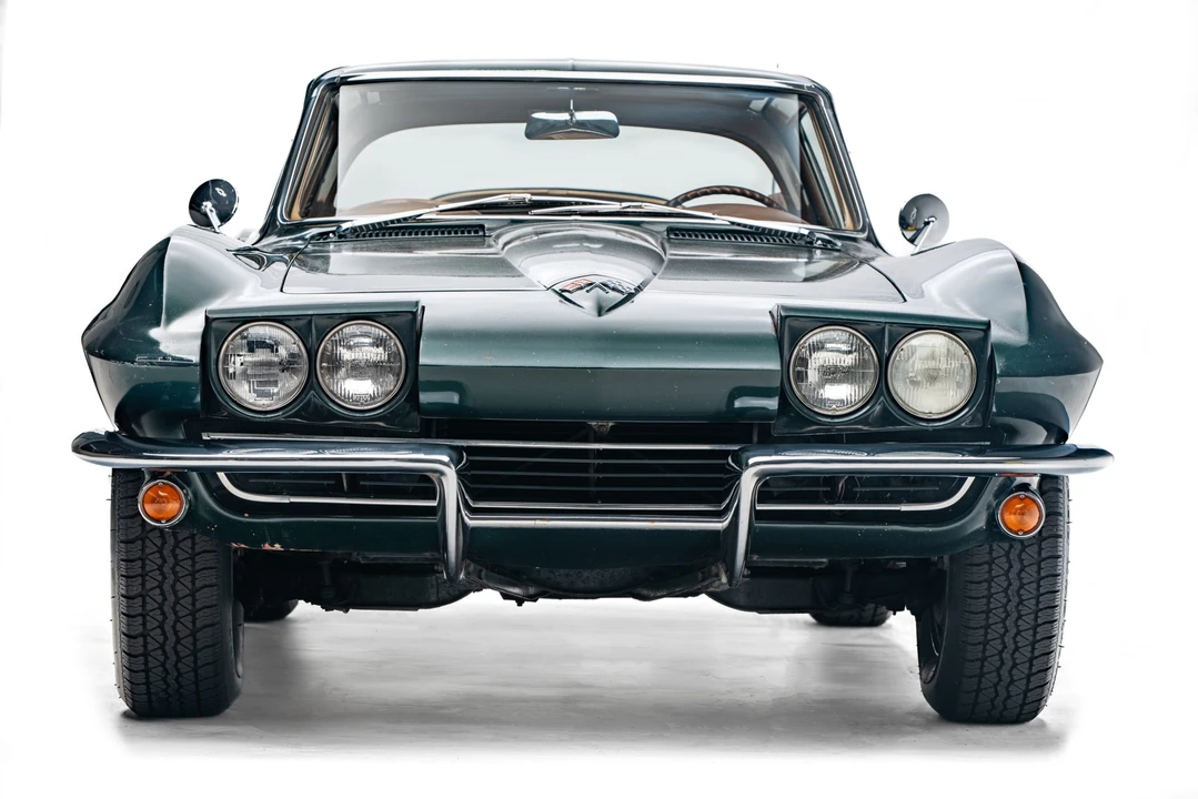 1965 Chevrolet Corvette C2 - Image 11 of 31