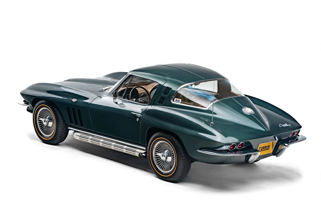 1965 Chevrolet Corvette C2 - Image 3 of 31