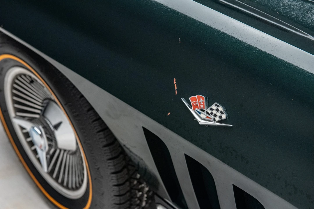 1965 Chevrolet Corvette C2 - Image 19 of 31
