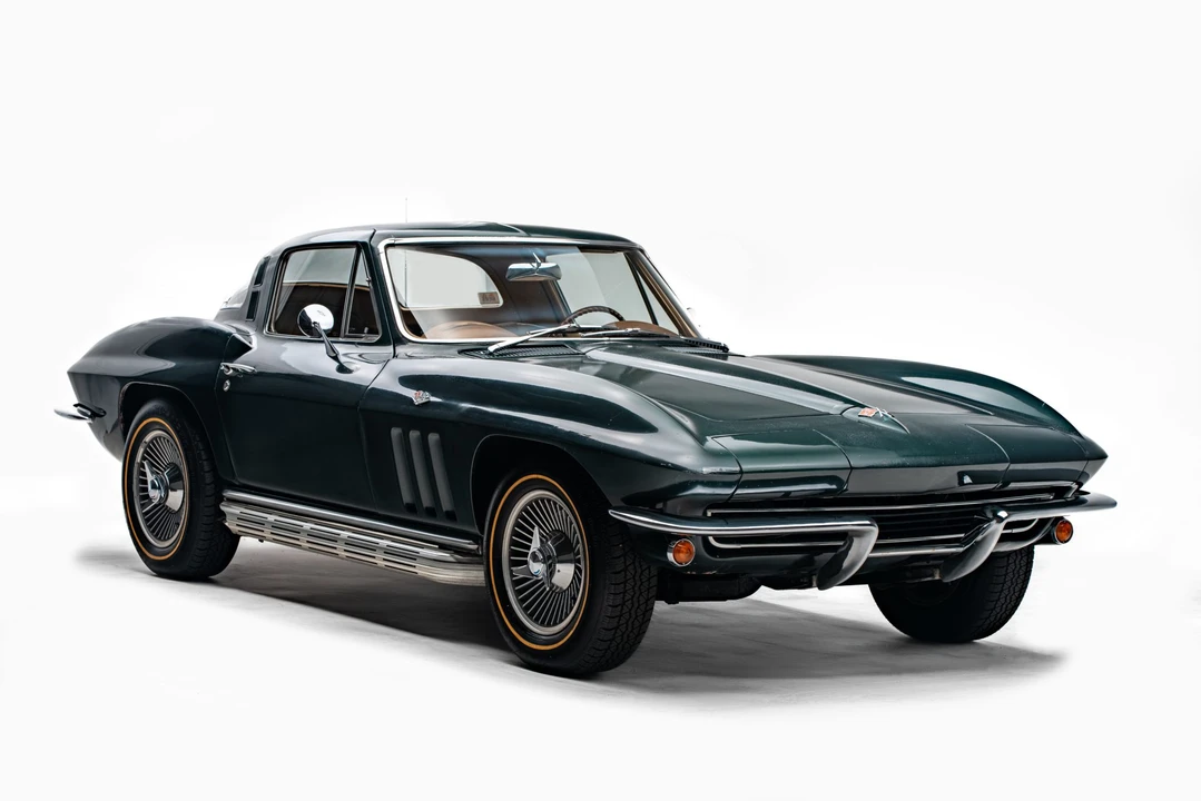 1965 Chevrolet Corvette C2 - Image 9 of 31