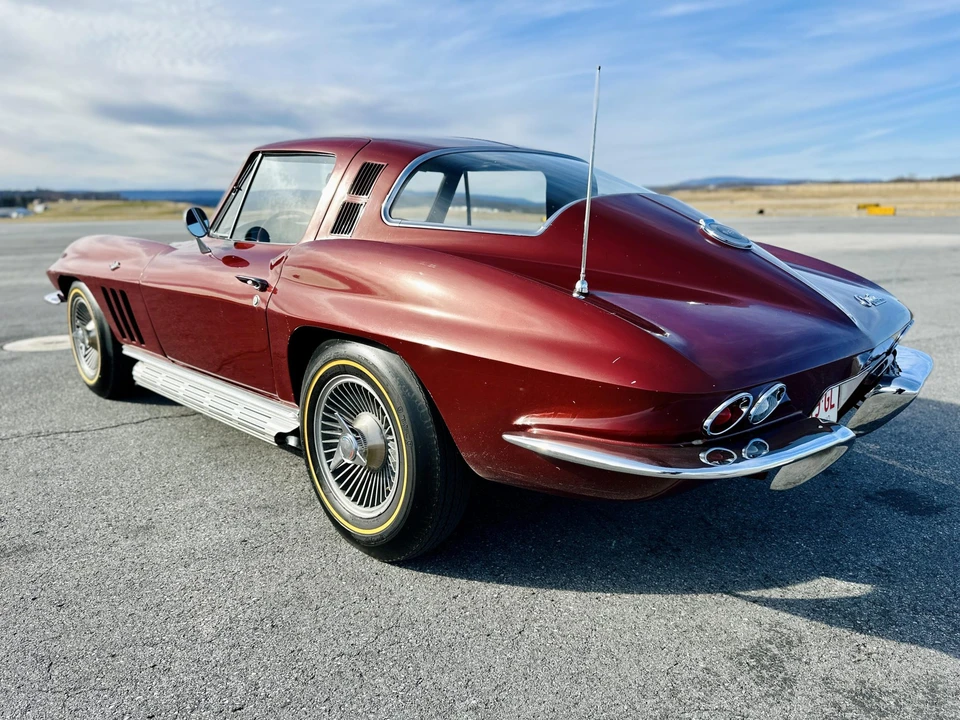 1965 Chevrolet Corvette C2 - Image 11 of 31