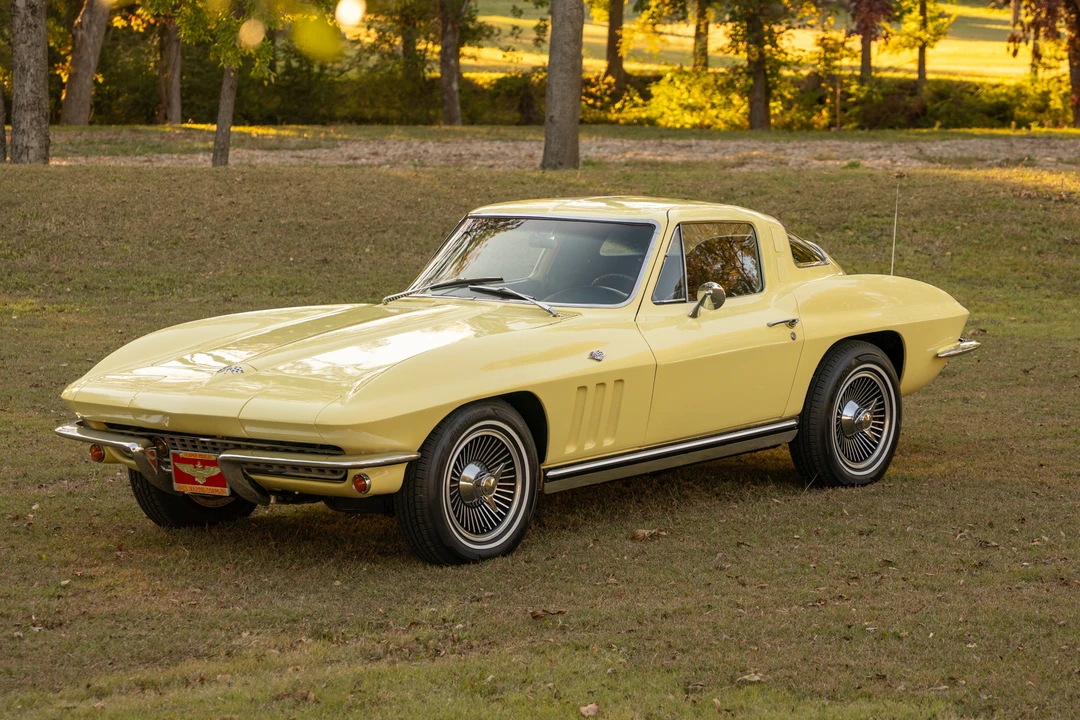 1965 Chevrolet Corvette C2 - Image 3 of 31
