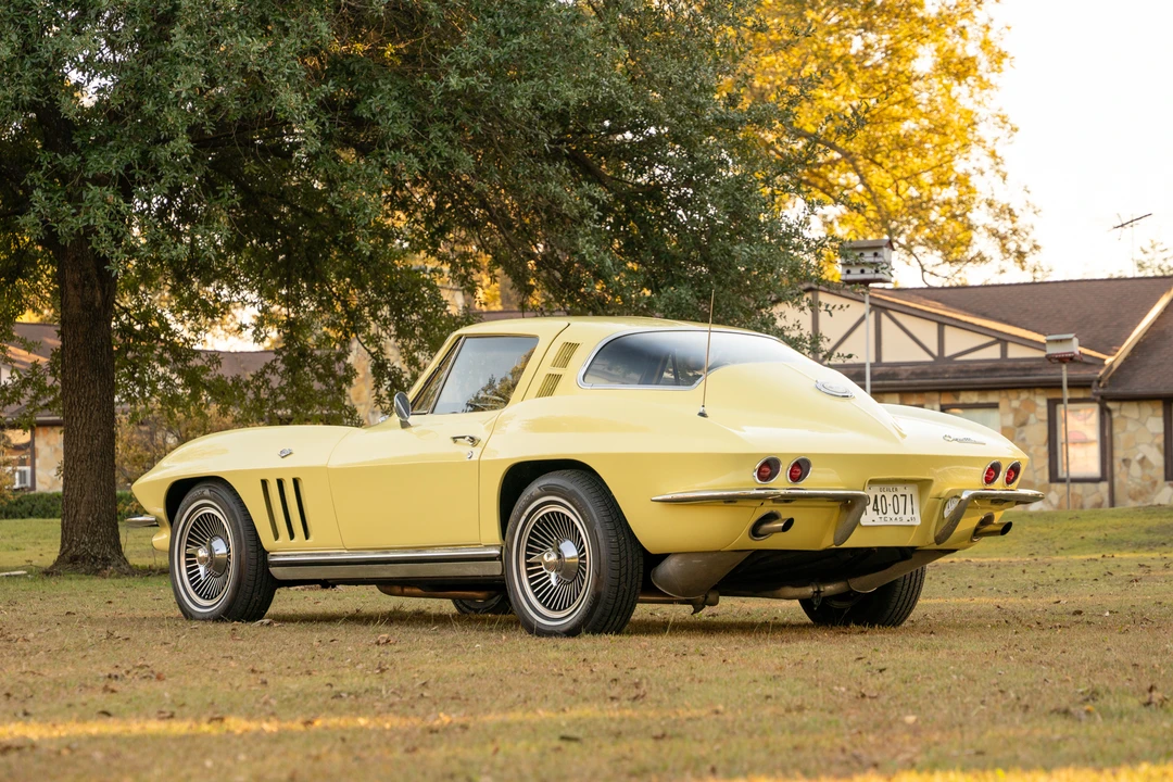 1965 Chevrolet Corvette C2 - Image 14 of 31