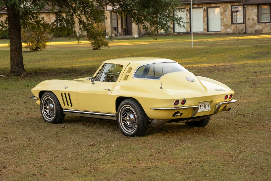 1965 Chevrolet Corvette C2 - Image 15 of 31