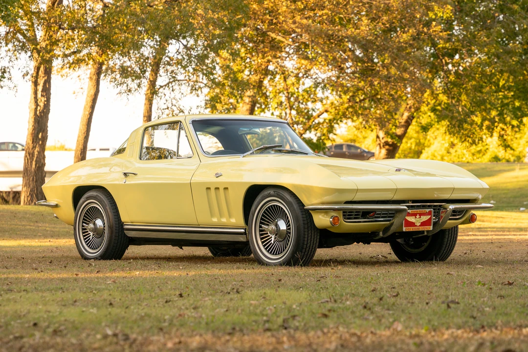 1965 Chevrolet Corvette C2 - Image 6 of 31