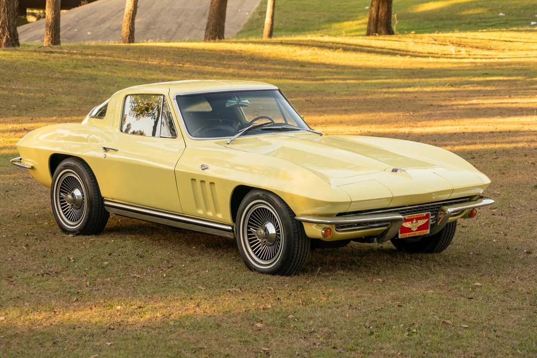 1965 Chevrolet Corvette C2 - Image 7 of 31