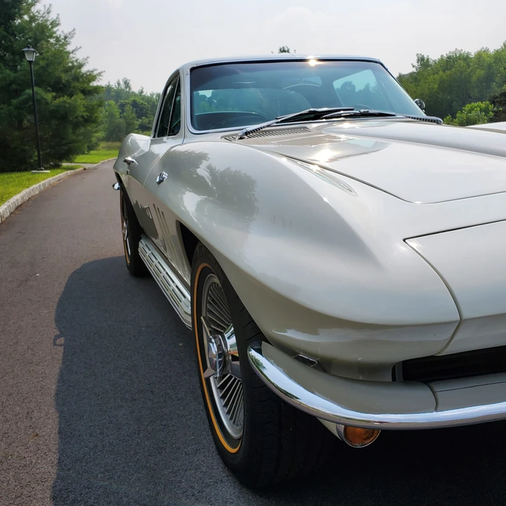 1965 Chevrolet Corvette C2 - Image 20 of 31