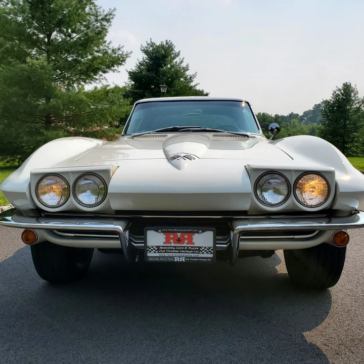 1965 Chevrolet Corvette C2 - Image 6 of 31