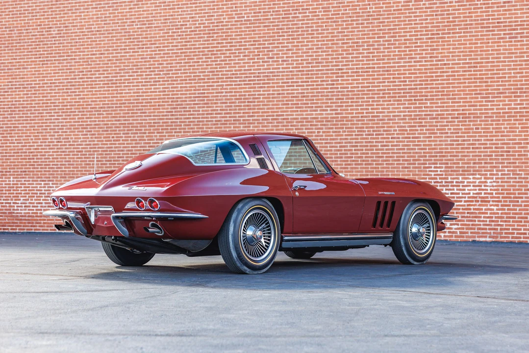1965 Chevrolet Corvette C2 - Image 13 of 31