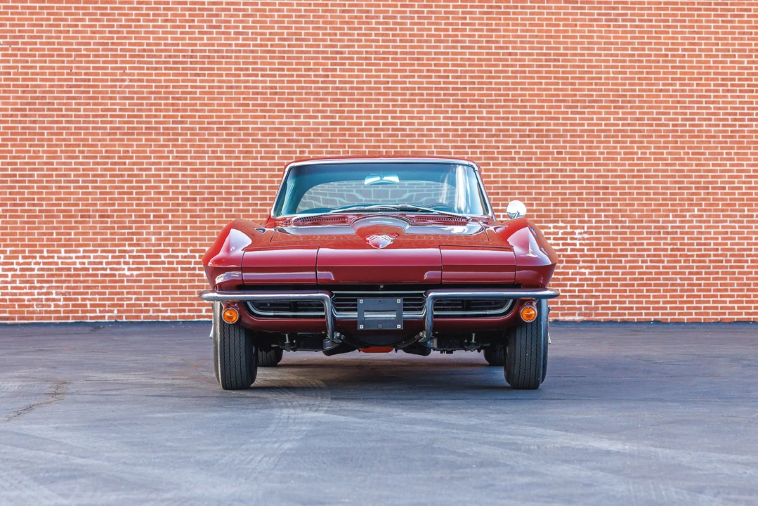 1965 Chevrolet Corvette C2 - Image 19 of 31