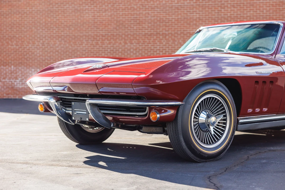 1965 Chevrolet Corvette C2 - Image 21 of 31