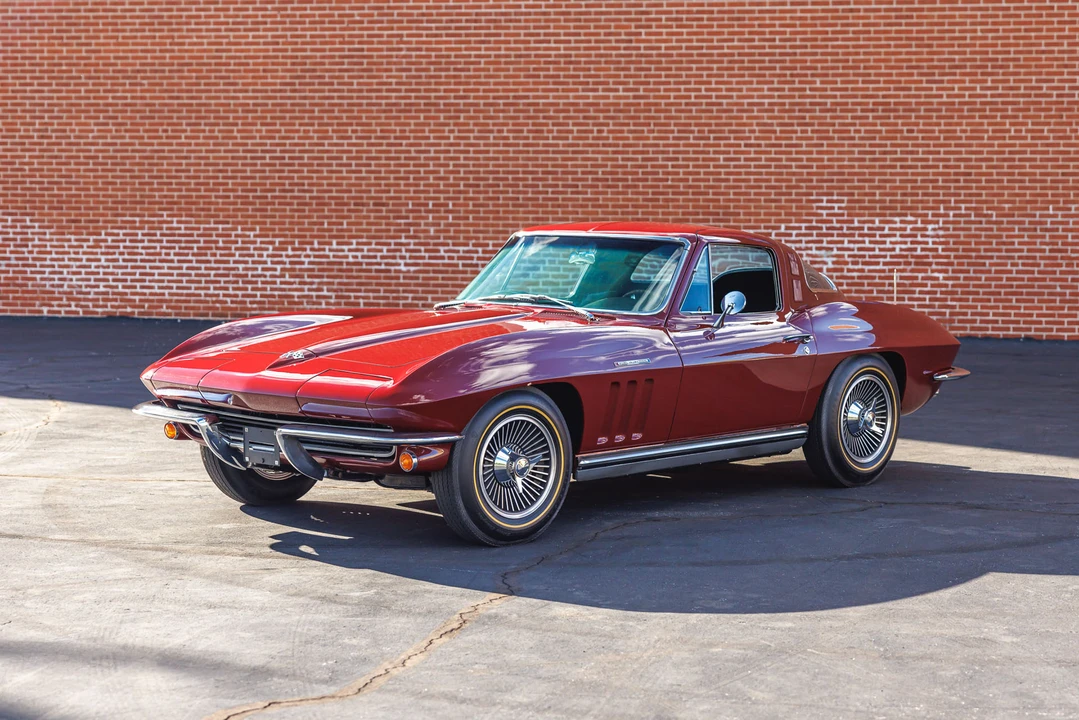 1965 Chevrolet Corvette C2 - Image 3 of 31