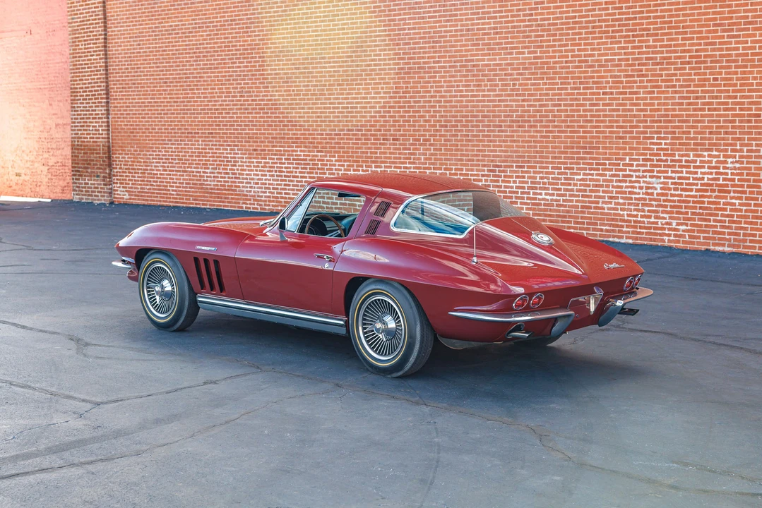 1965 Chevrolet Corvette C2 - Image 6 of 31