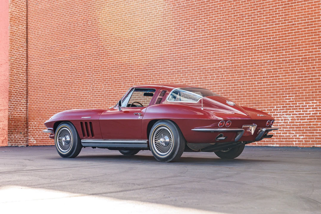 1965 Chevrolet Corvette C2 - Image 7 of 31