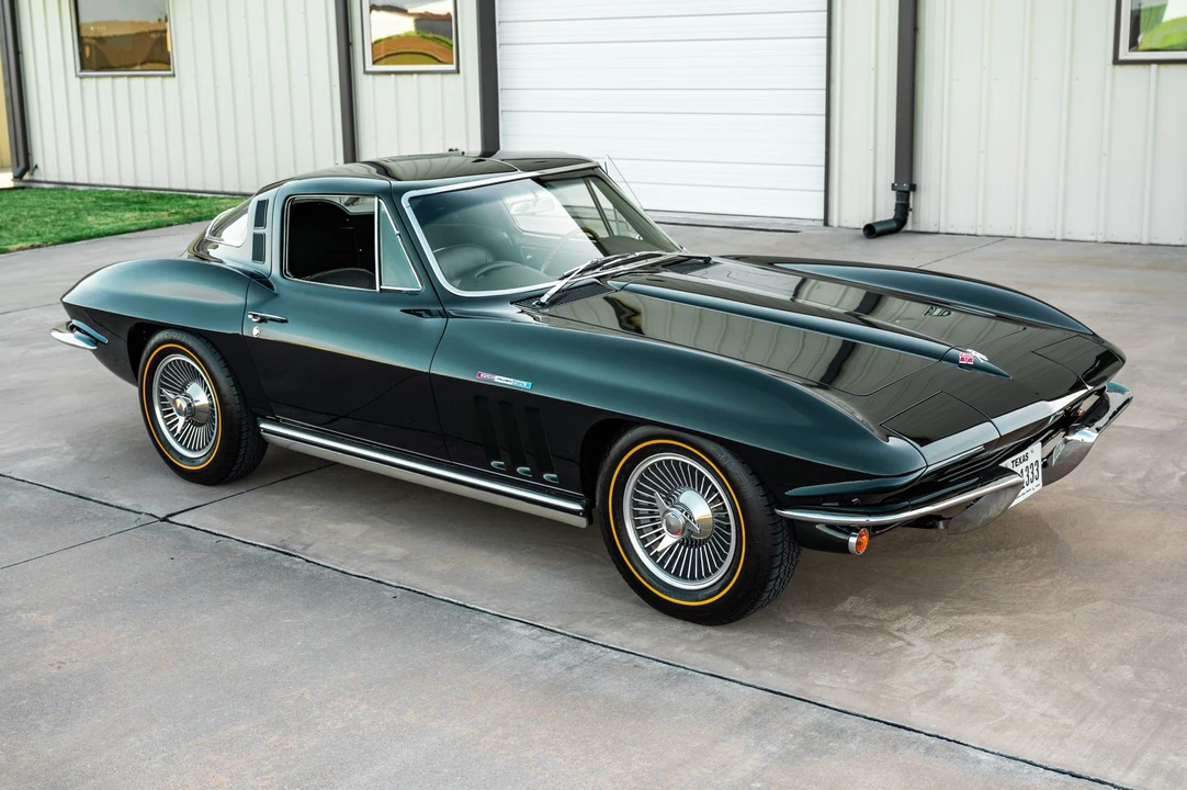 1965 Chevrolet Corvette C2 - Image 5 of 31