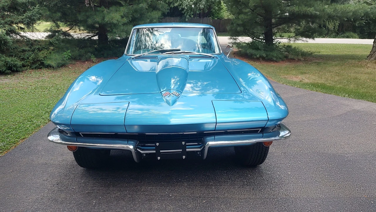 1965 Chevrolet Corvette C2 - Image 7 of 31