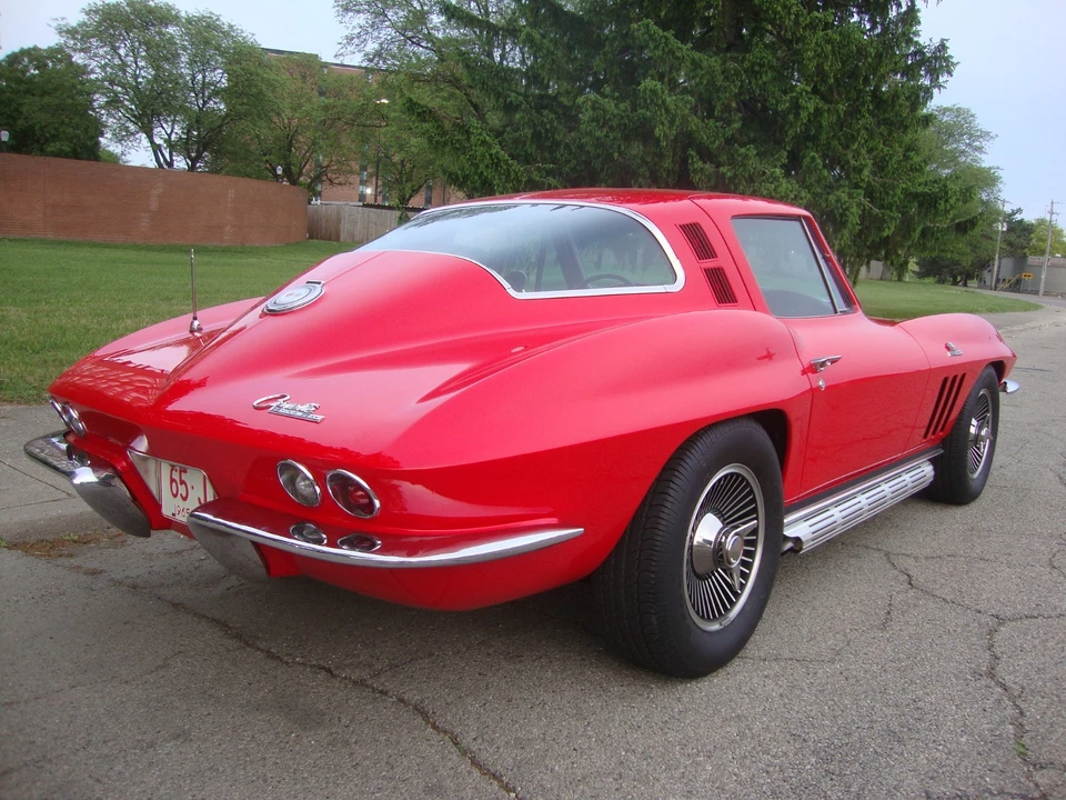 1965 Chevrolet Corvette C2 - Image 21 of 31