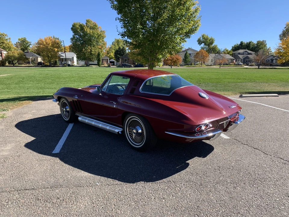 1965 Chevrolet Corvette C2 - Image 6 of 31