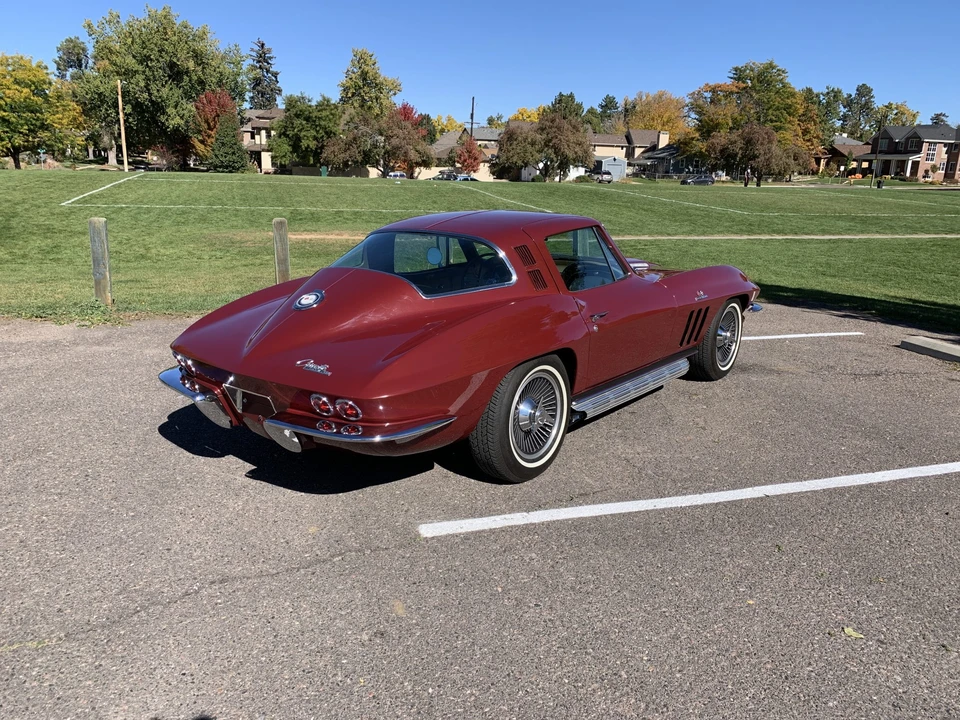 1965 Chevrolet Corvette C2 - Image 11 of 31