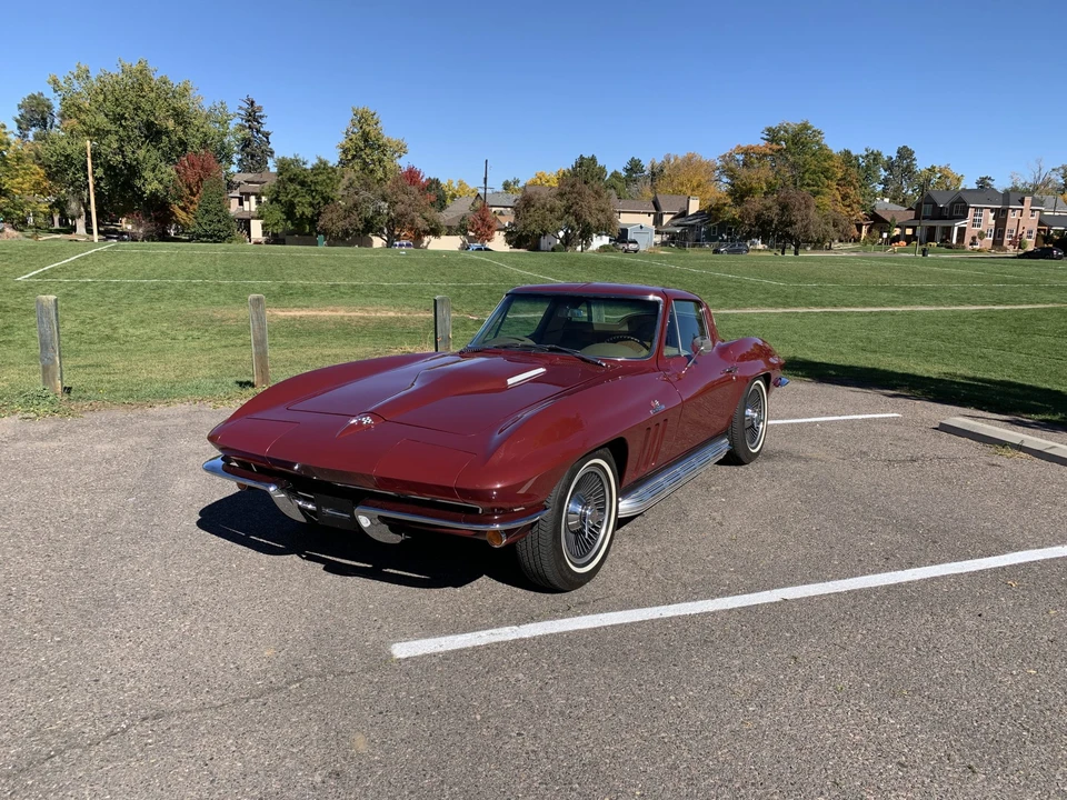 1965 Chevrolet Corvette C2 - Image 2 of 31