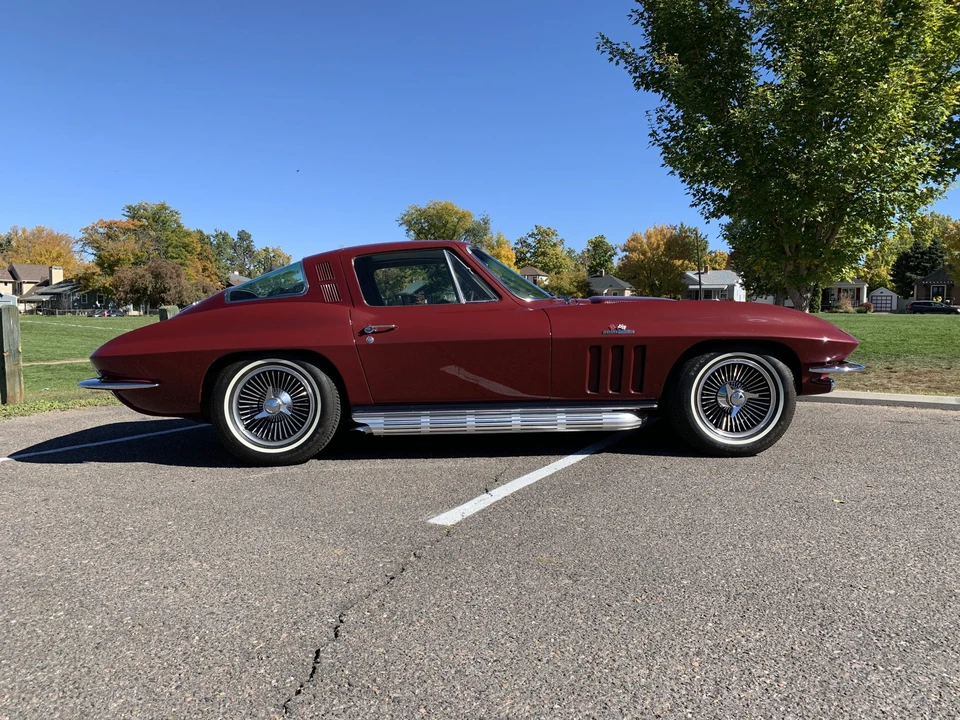 1965 Chevrolet Corvette C2 - Image 14 of 31