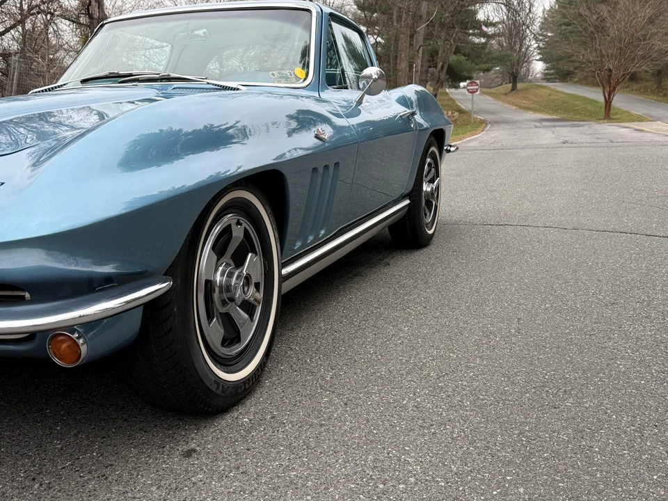 1965 Chevrolet Corvette C2 - Image 31 of 31