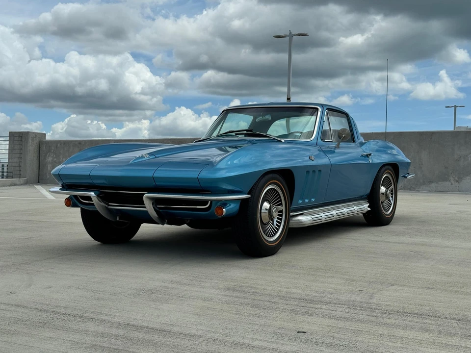 1965 Chevrolet Corvette C2 - Image 4 of 31