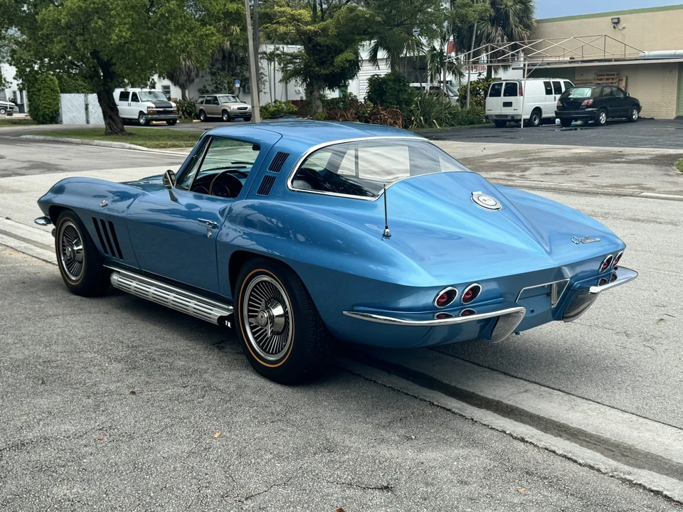 1965 Chevrolet Corvette C2 - Image 14 of 31