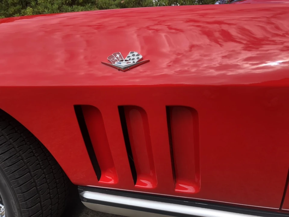 1965 Chevrolet Corvette C2 - Image 25 of 31