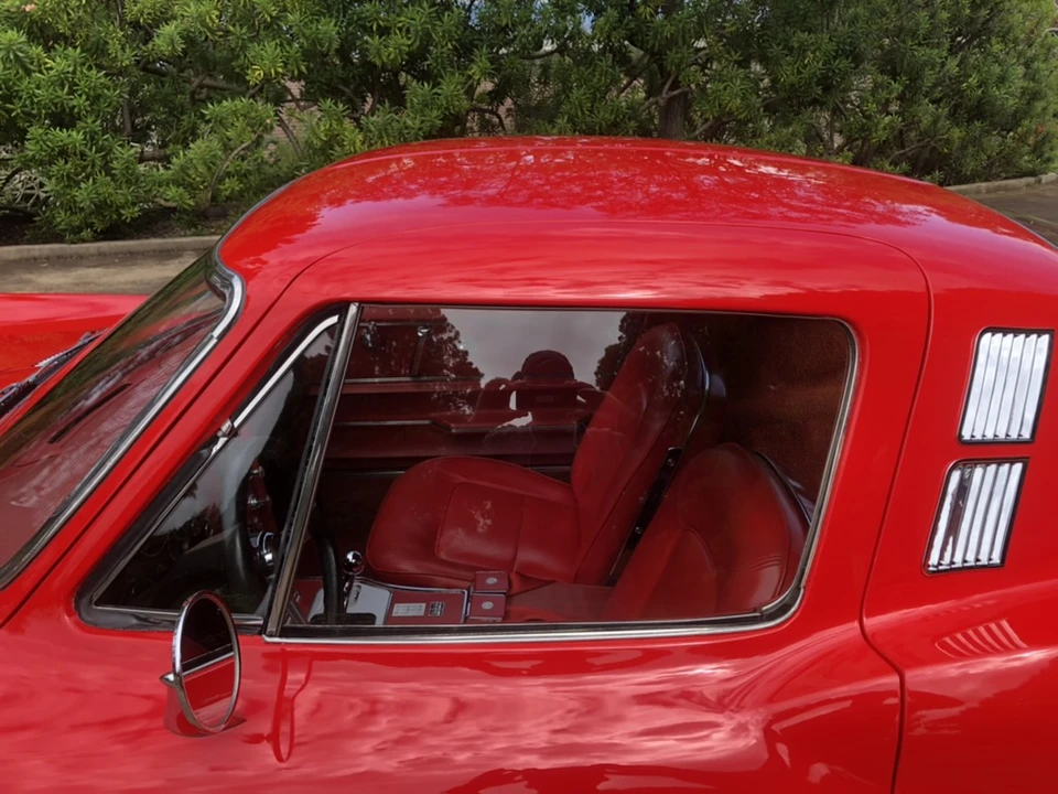 1965 Chevrolet Corvette C2 - Image 26 of 31