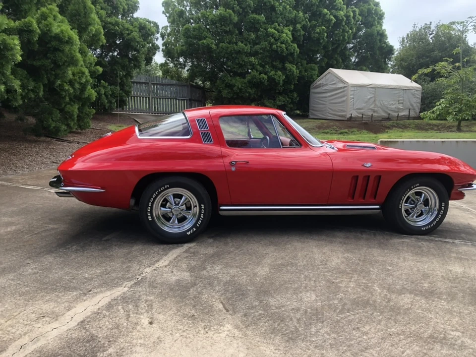1965 Chevrolet Corvette C2 - Image 14 of 31