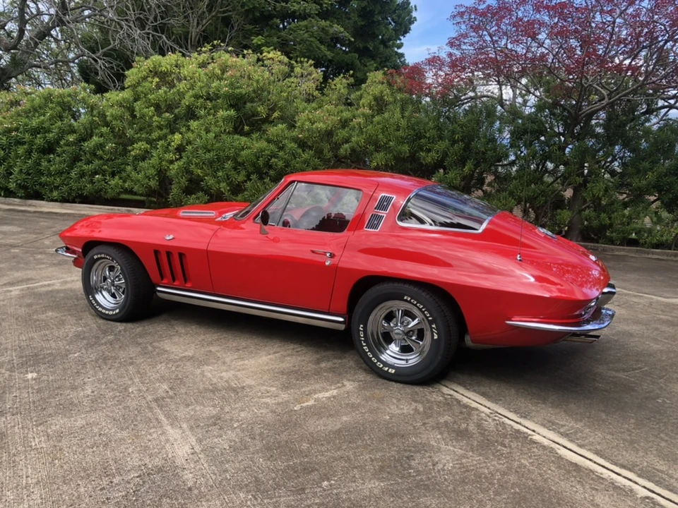 1965 Chevrolet Corvette C2 - Image 10 of 31