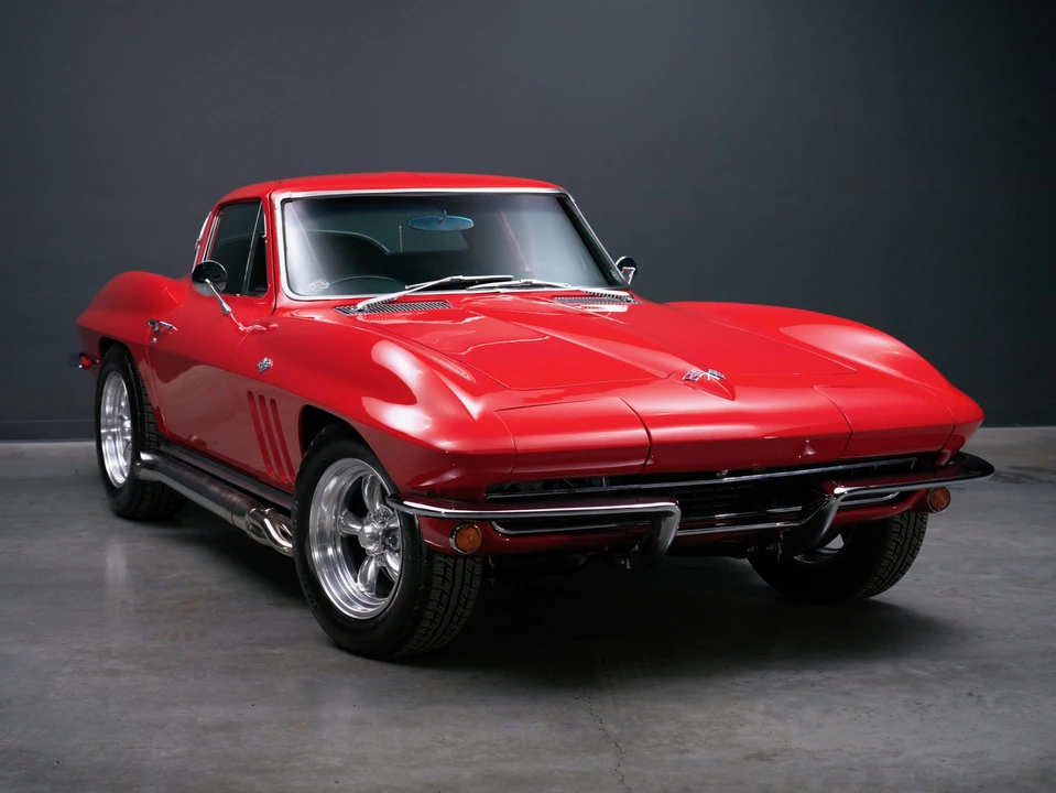 1965 Chevrolet Corvette C2 - Image 15 of 31